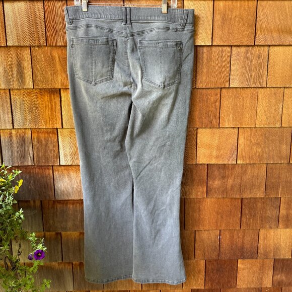 NWT DEMOCRACY Charcoal ABsolution Itty Bitty Boot Stretch Jean in Women's 16 - Picture 6 of 11